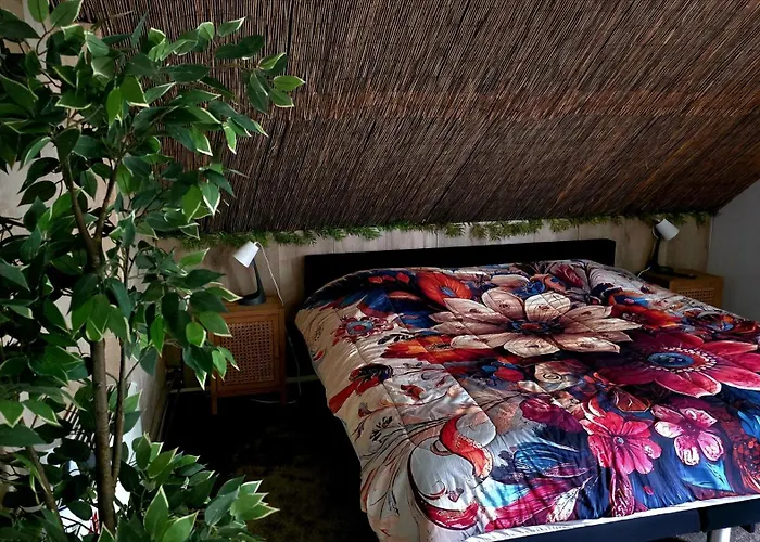 Villa In The Forest Of Amsterdam With Pool *